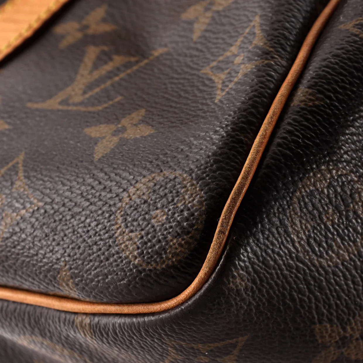 Speedy Bandouliere Bag Monogram Canvas 35 - Deep Luxury