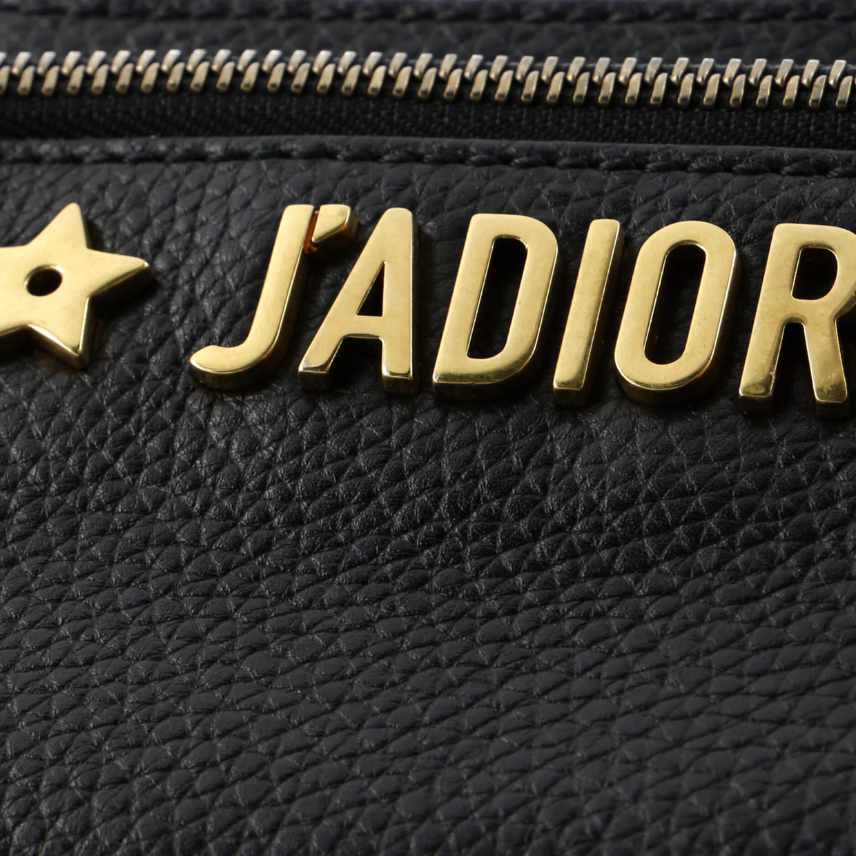 J'adior Camera Bag Leather - Deep Luxury