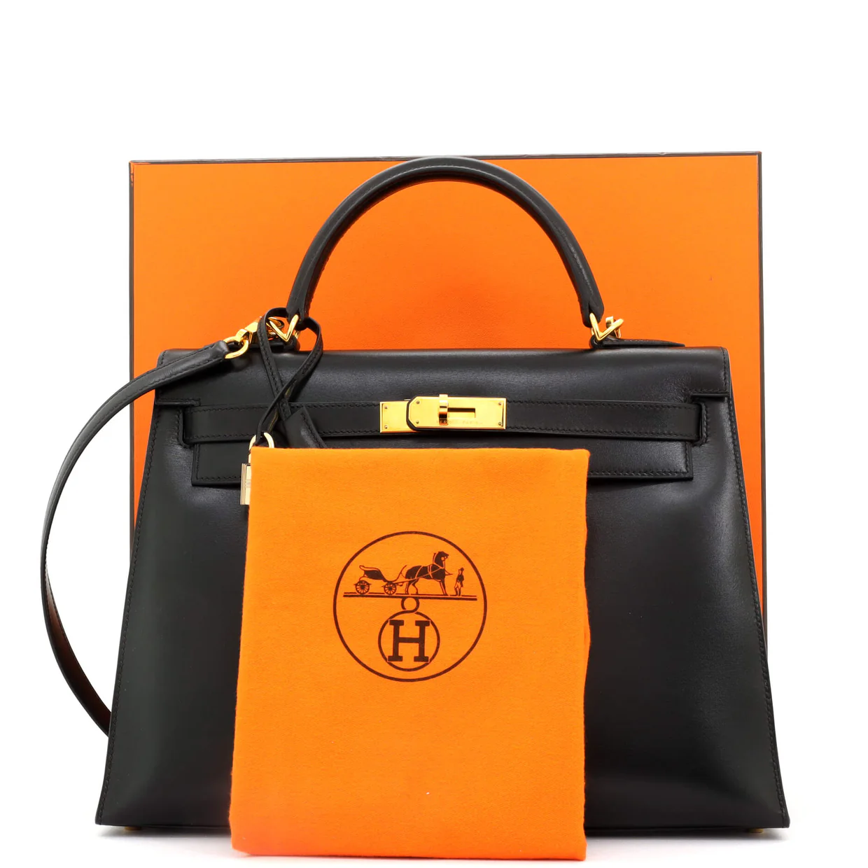 Kelly Handbag Noir Box Calf with Gold Hardware 32 - Deep Luxury