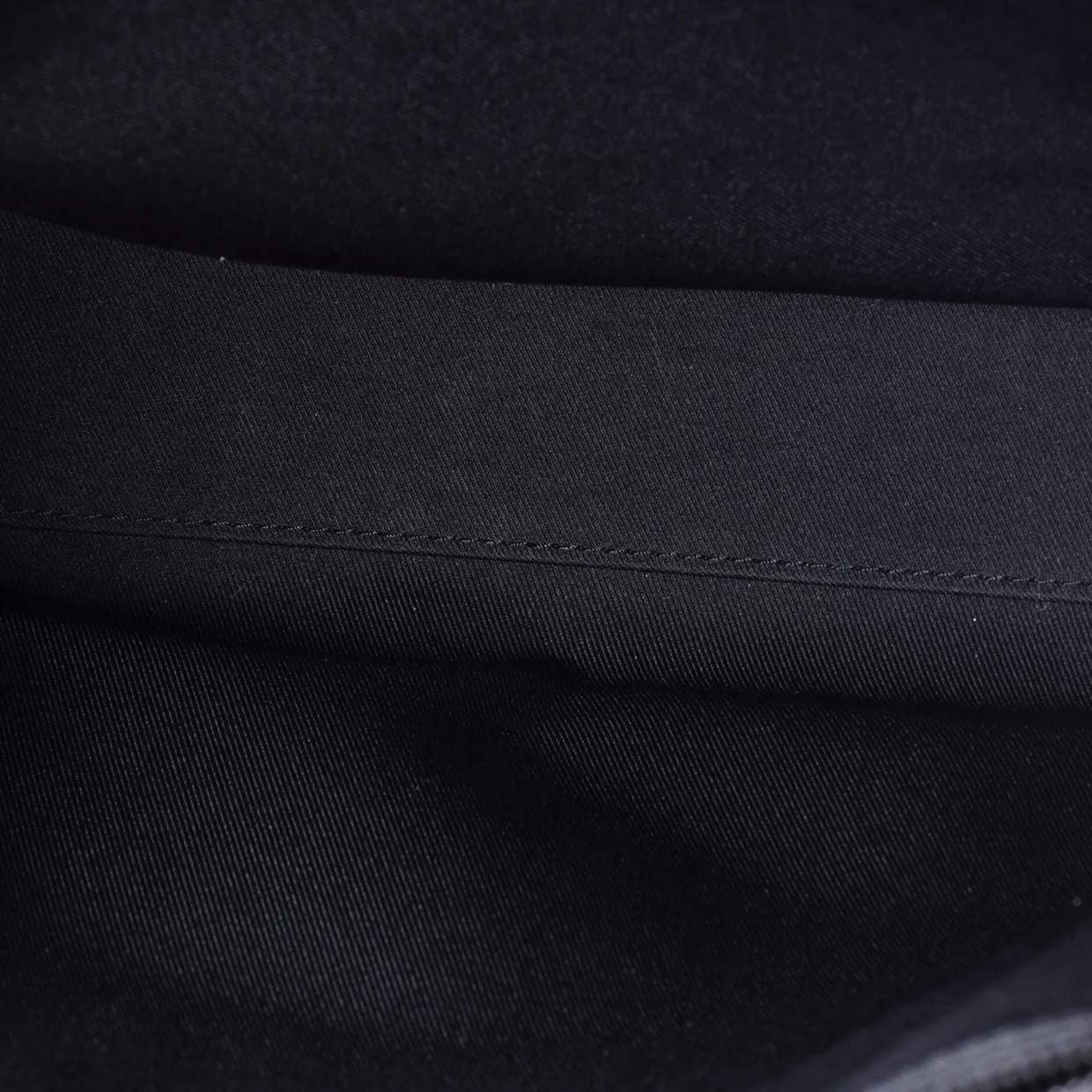 Sac Plat NV Bag Monogram Taurillon Leather - Deep Luxury