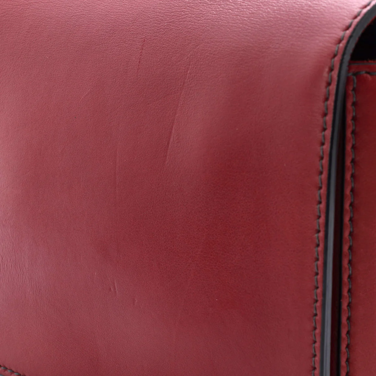 Dio(r)evolution Flap Bag Leather Medium - Deep Luxury