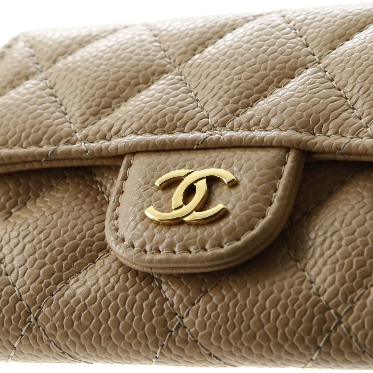 Classic Flap Card Case Quilted Caviar - Deep Luxury