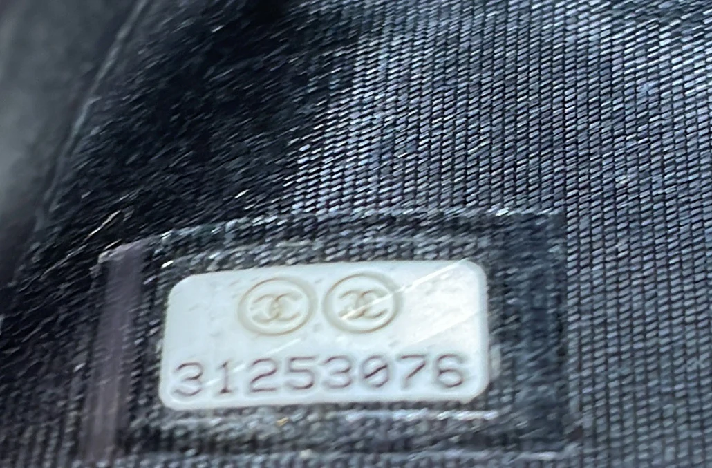 Camellia Bow Flap Card Holder with Chain Quilted Lambskin - Deep Luxury