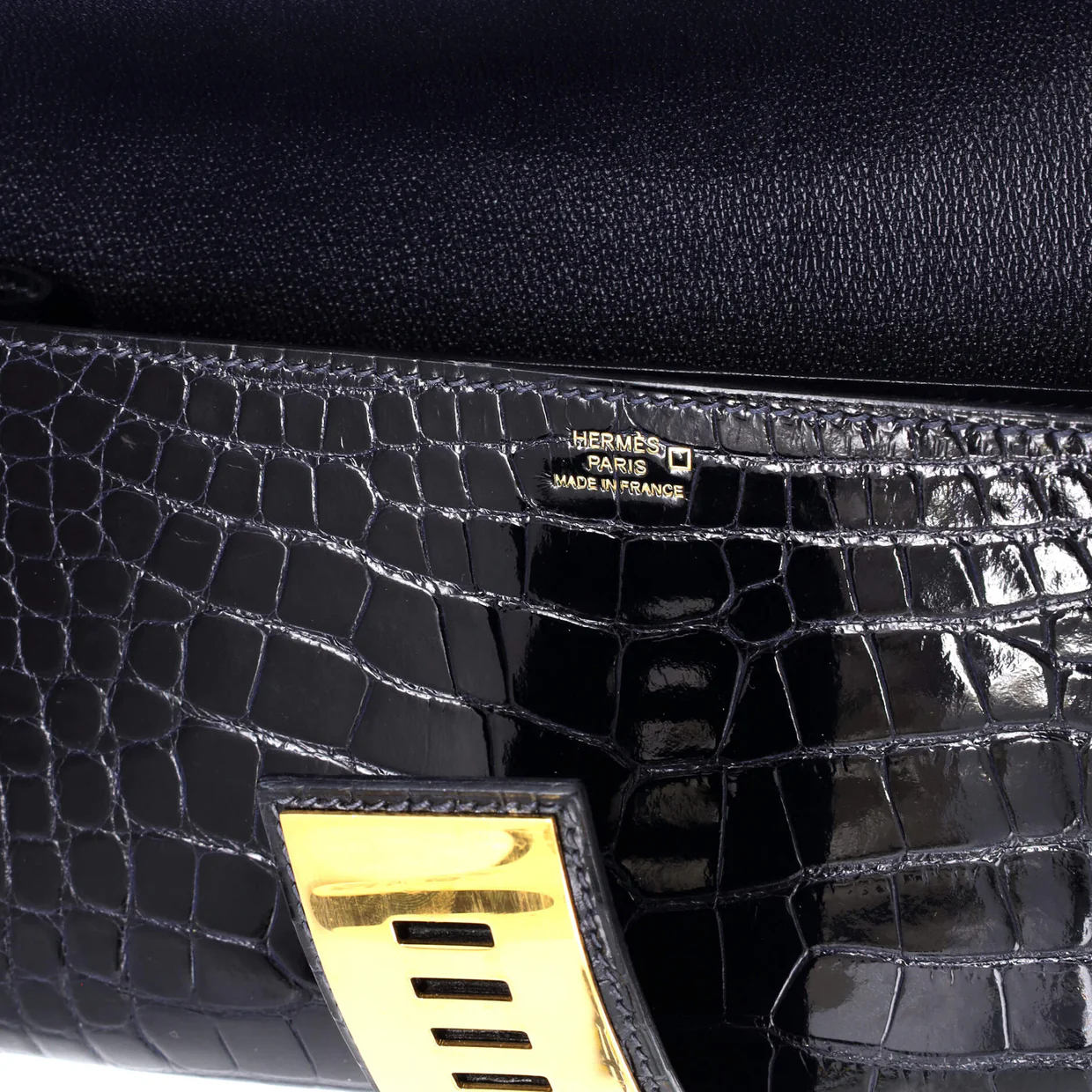 Medor Clutch Shiny Alligator 23 - Deep Luxury