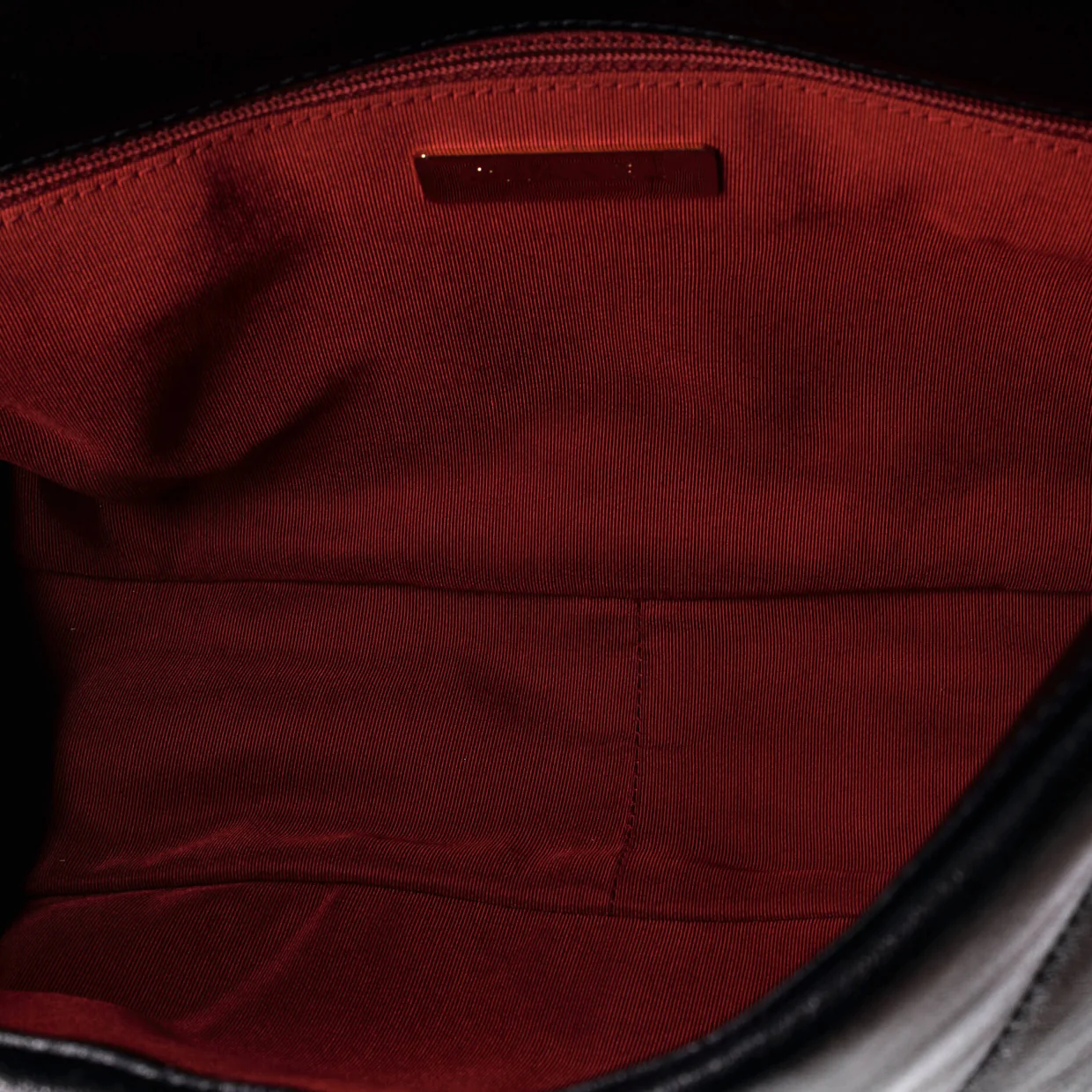 19 Flap Bag Quilted Leather Medium - Deep Luxury