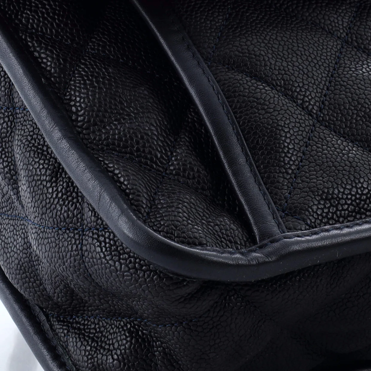 French Riviera Flap Bag Quilted Caviar Large - Deep Luxury