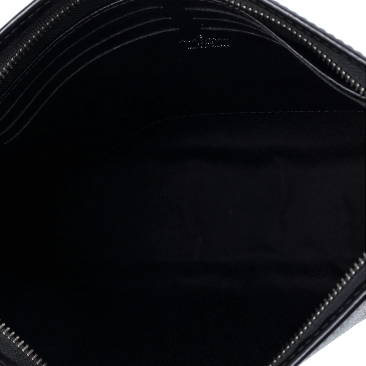 Pochette Voyage Monogram Eclipse Canvas MM - Deep Luxury