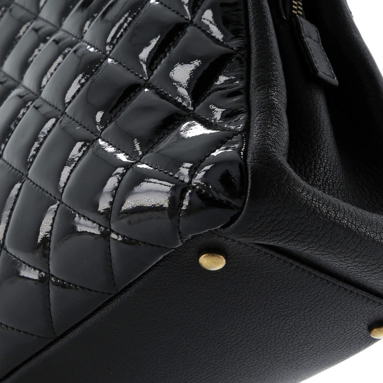 CC Eyelet Tote Quilted Patent Medium - Deep Luxury