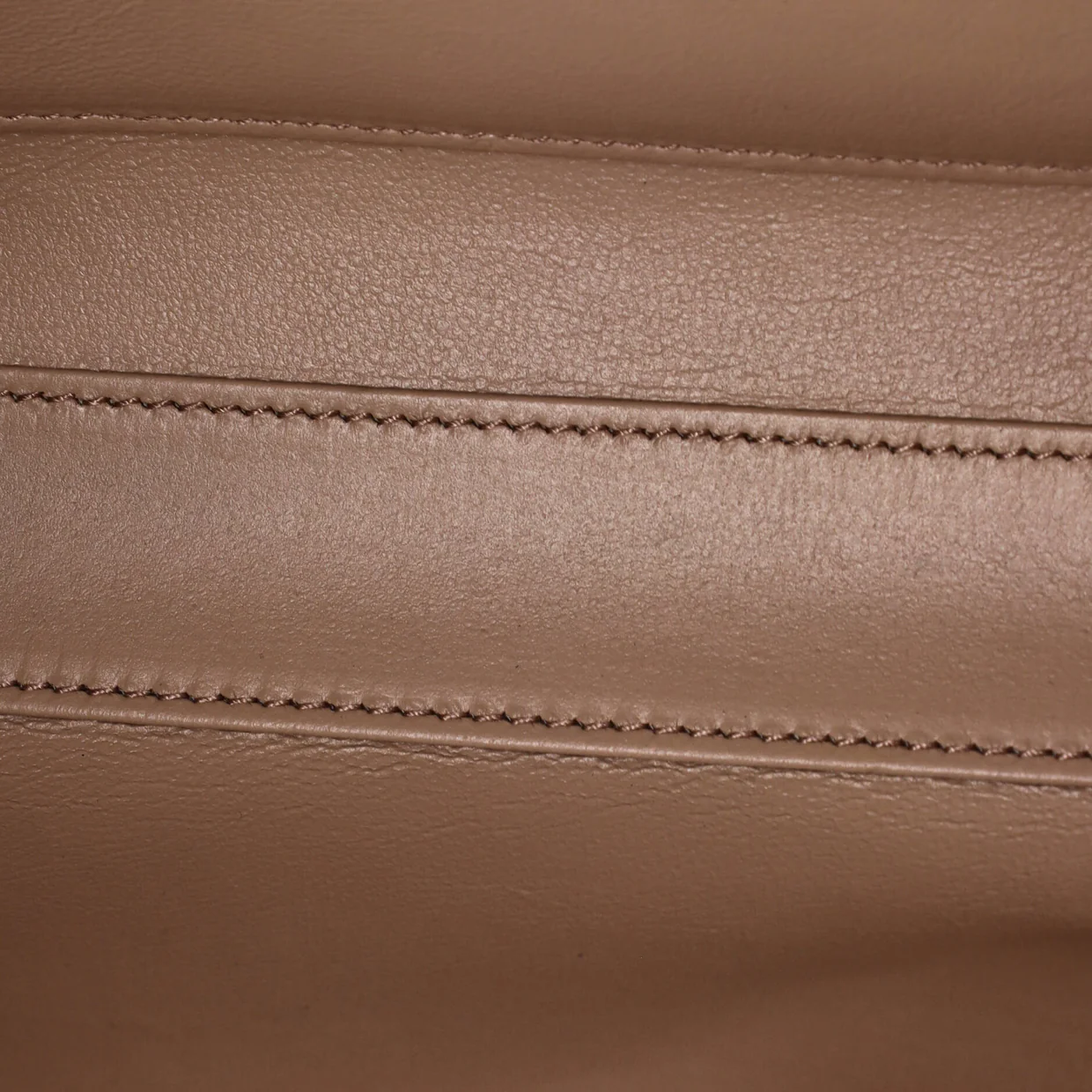 Manhattan Shoulder Bag Leather Small - Deep Luxury