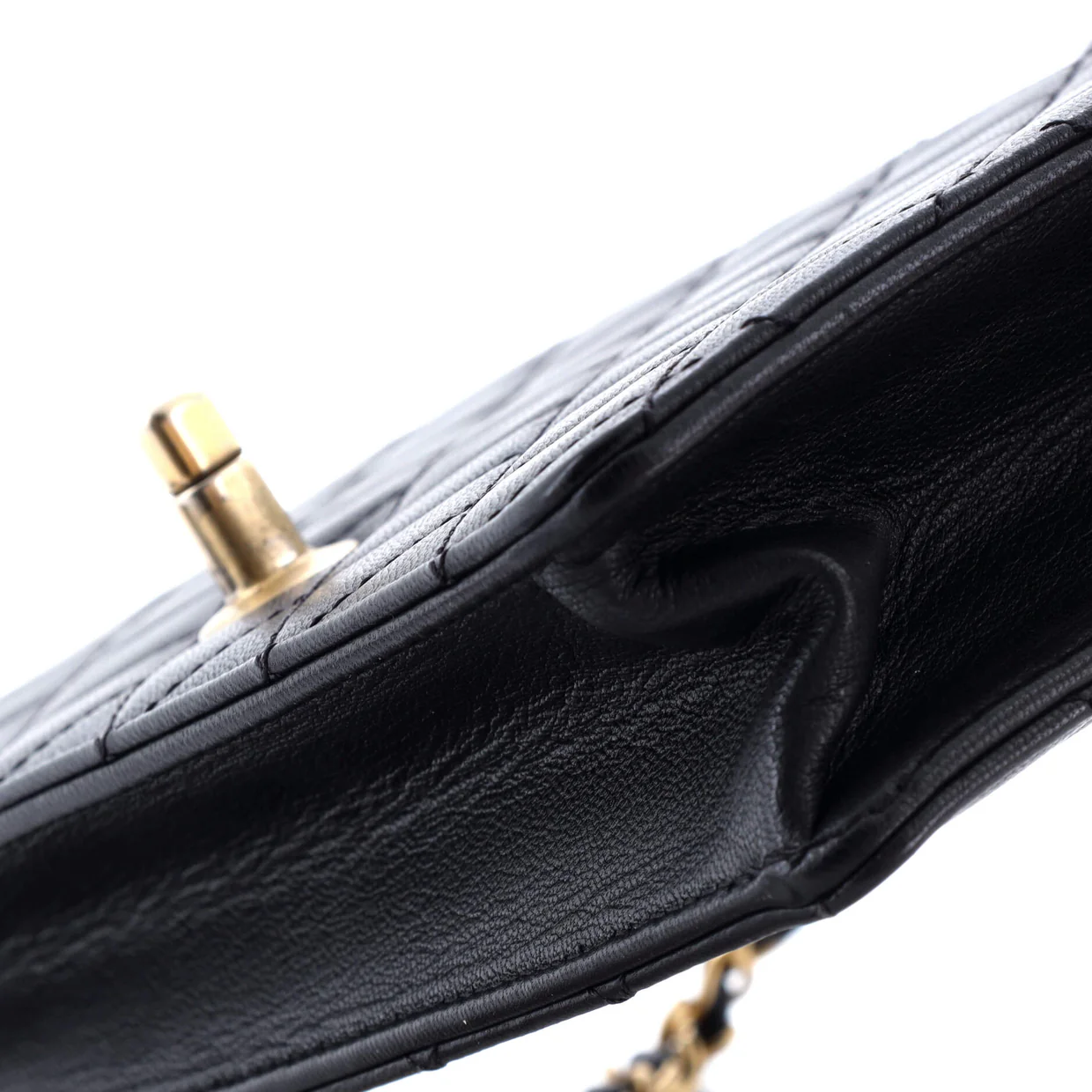 Chic Pearls Flap Bag Quilted Lambskin Small - Deep Luxury