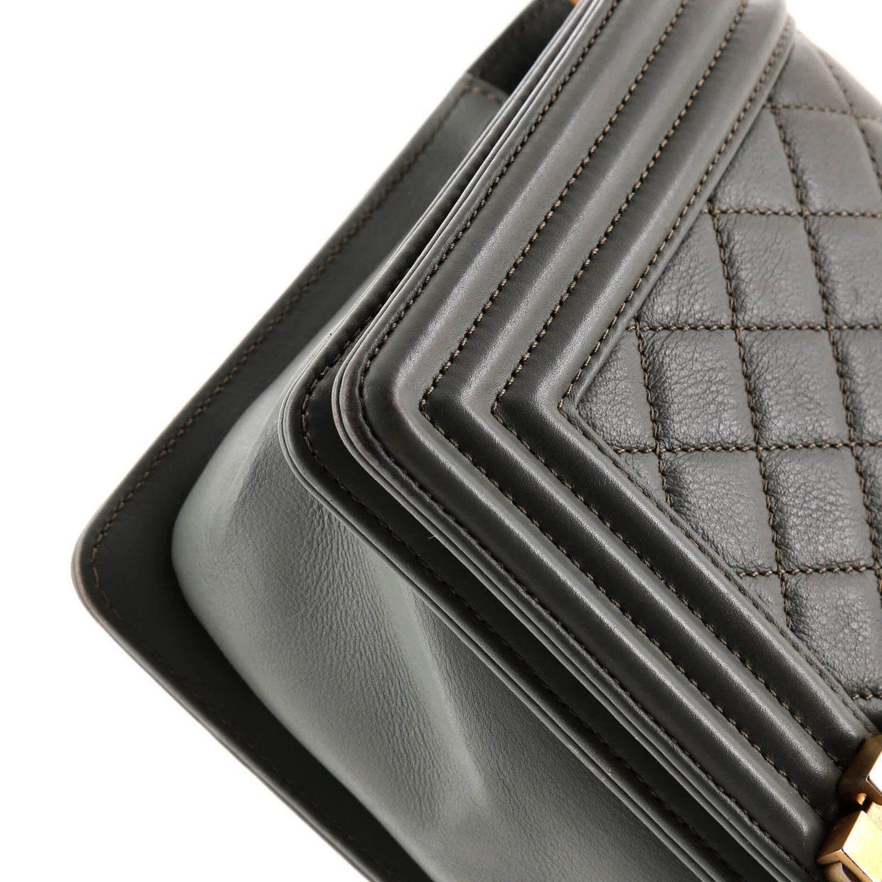 Boy Flap Bag Quilted Lambskin Old Medium - Deep Luxury