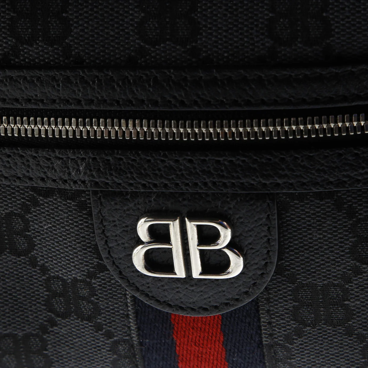 x Gucci The Hacker Project Camera Bag BB Canvas Mini - Deep Luxury