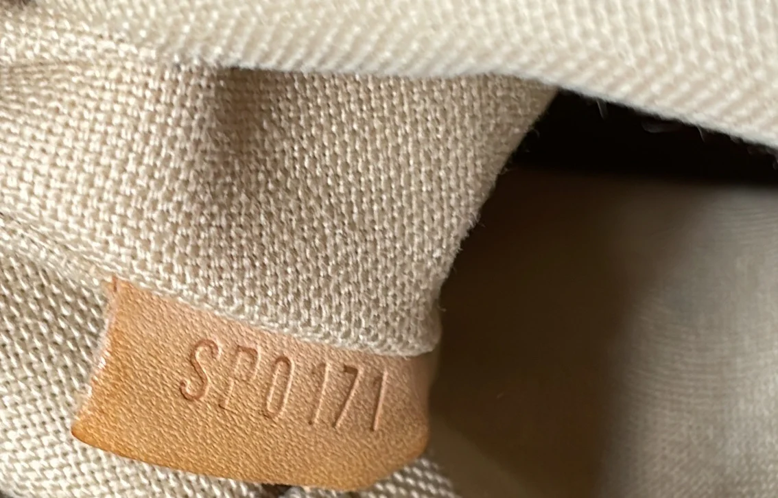 Siracusa Handbag Damier PM - Deep Luxury