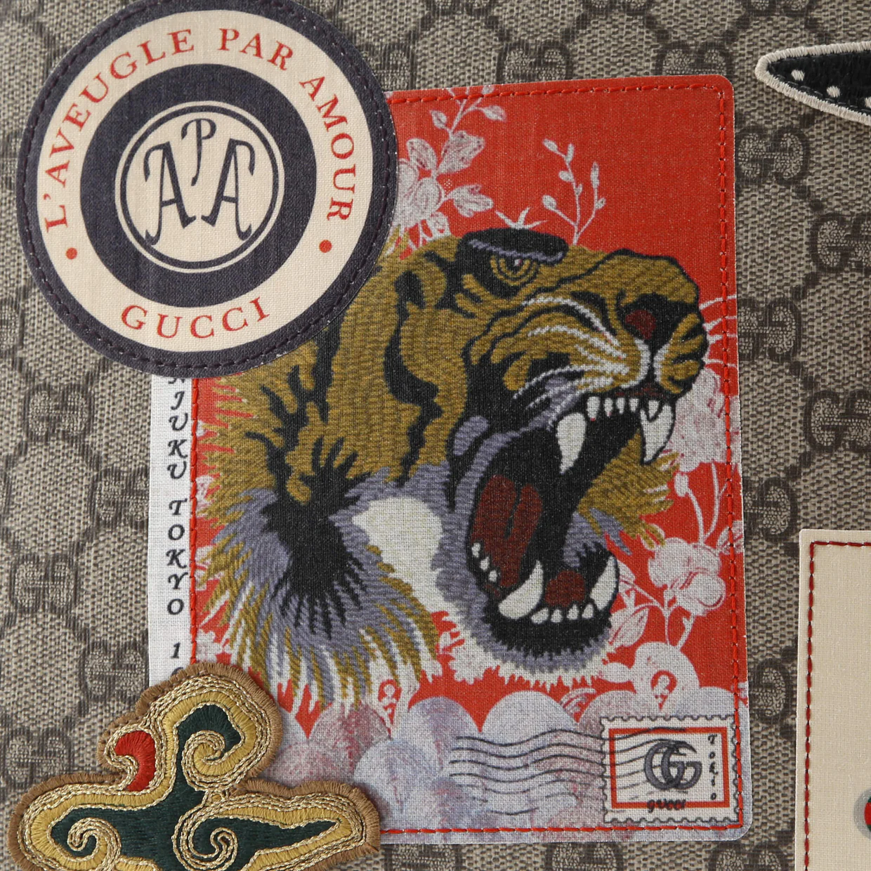 Courrier Pouch GG Coated Canvas with Applique - Deep Luxury