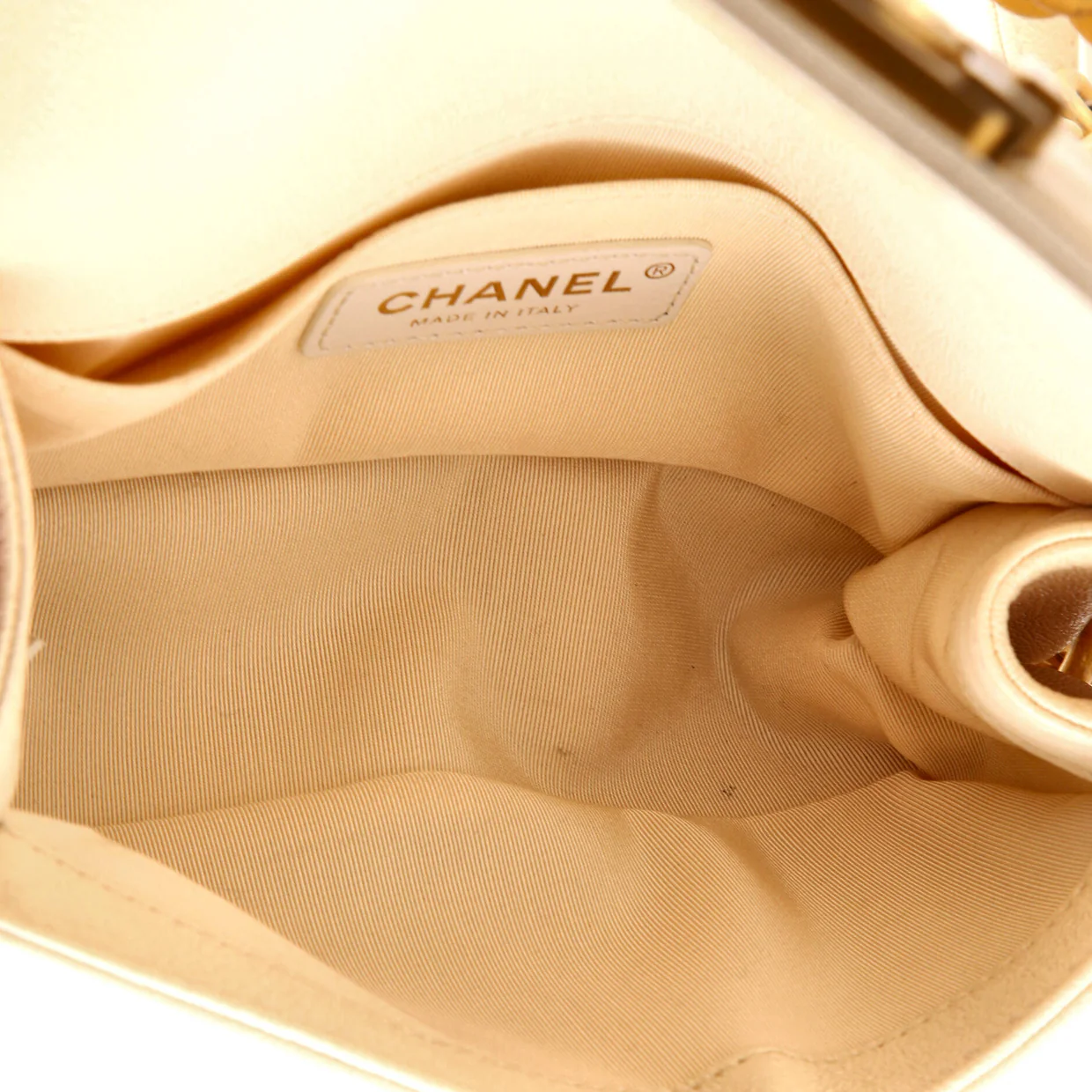 Boy Flap Bag Quilted Caviar Small - Deep Luxury