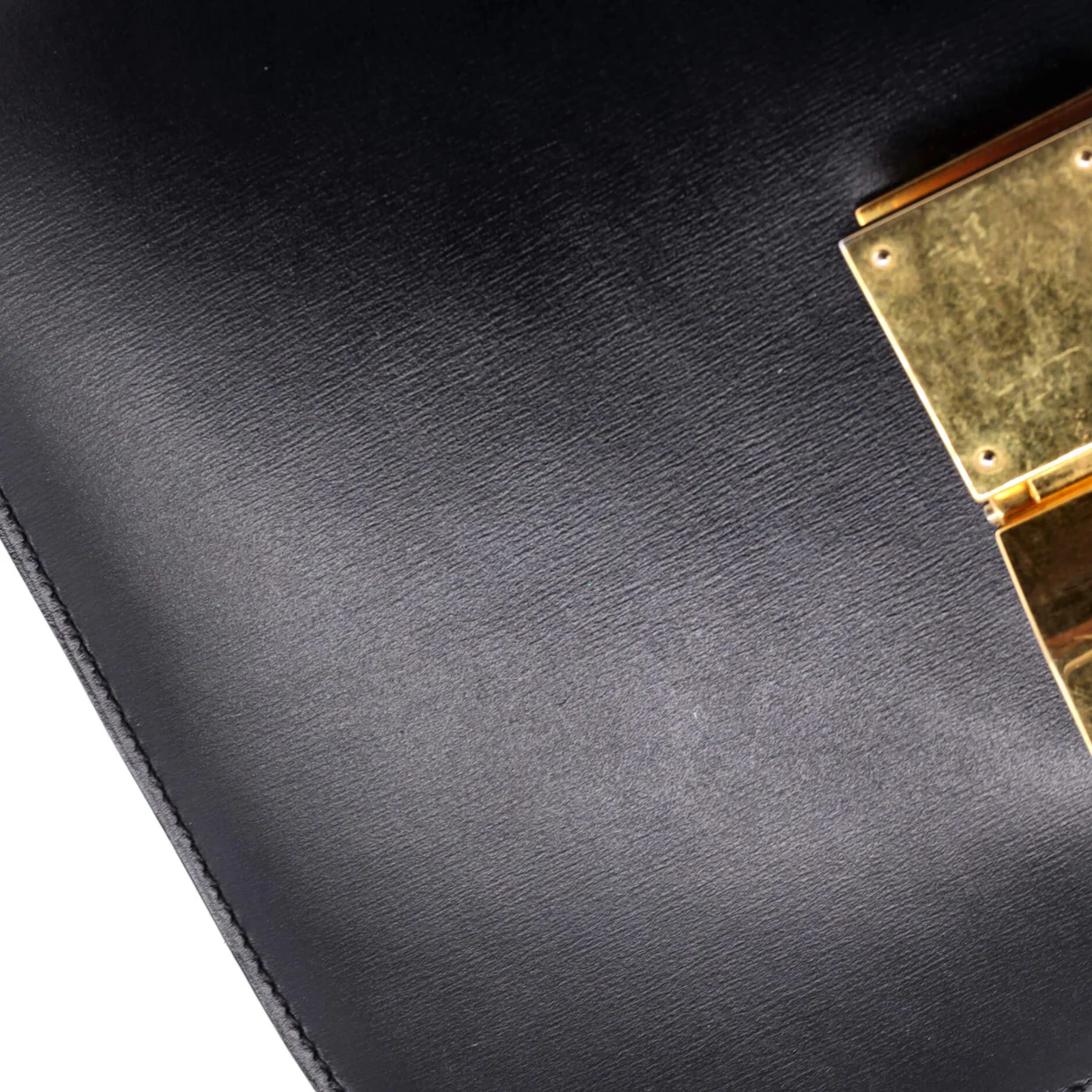 Classic Box Bag Smooth Leather Medium - Deep Luxury