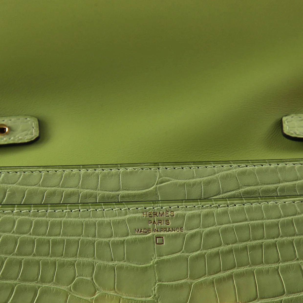 Constance To Go Wallet Alligator - Deep Luxury