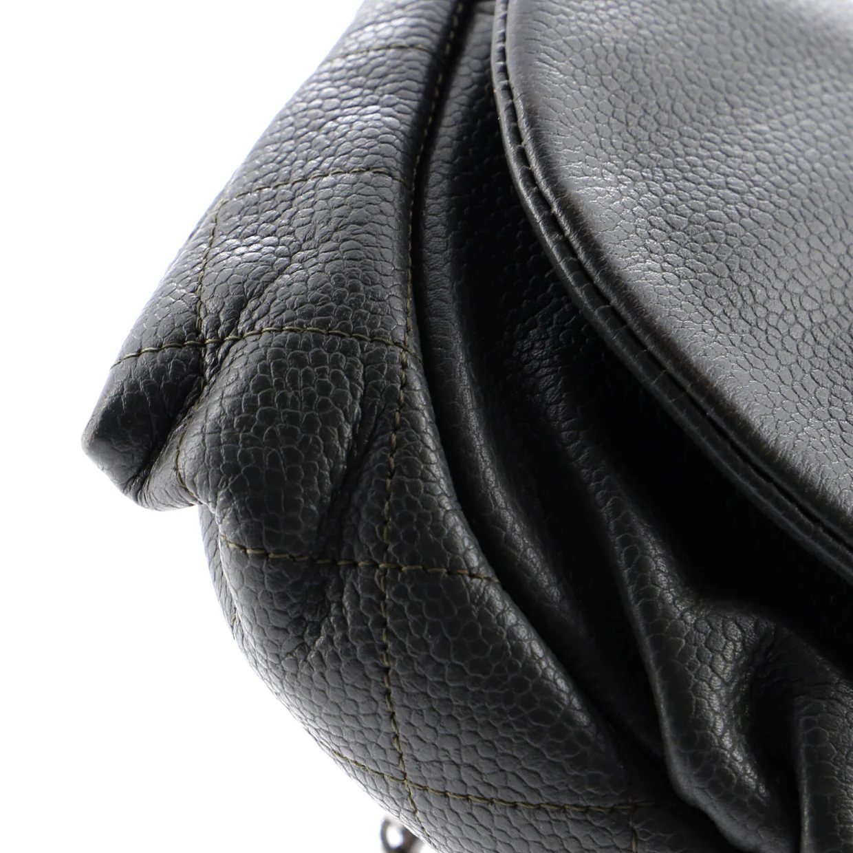 Half Moon Wallet on Chain Caviar - Deep Luxury