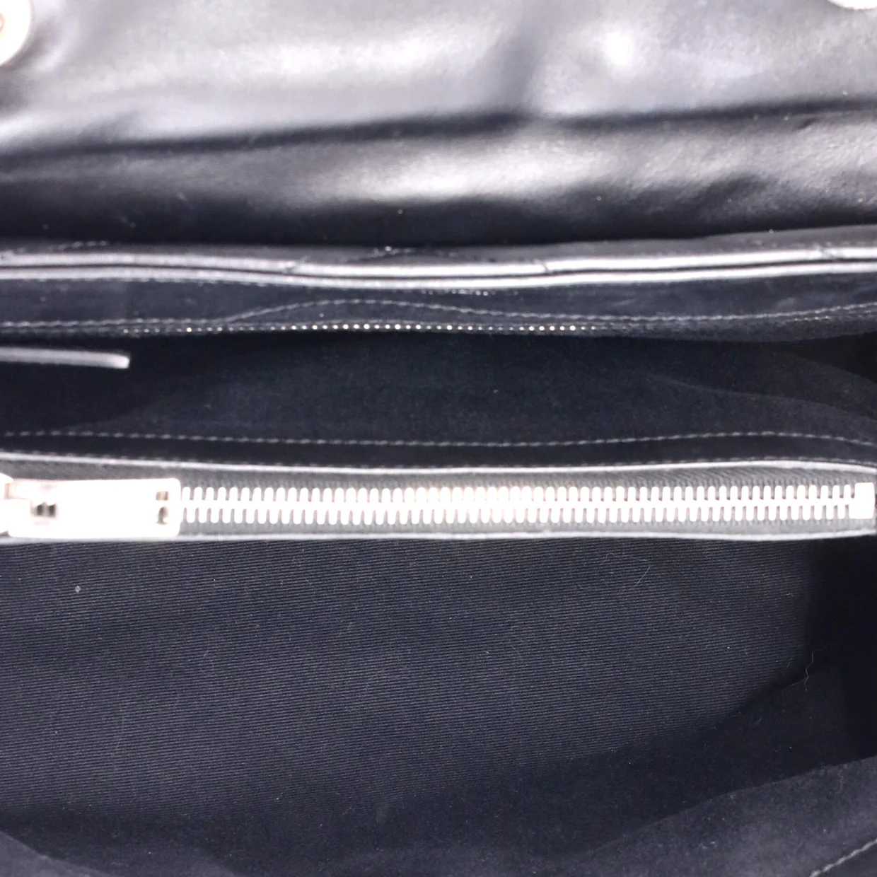 Loulou Shoulder Bag Matelasse Chevron Leather Medium - Deep Luxury