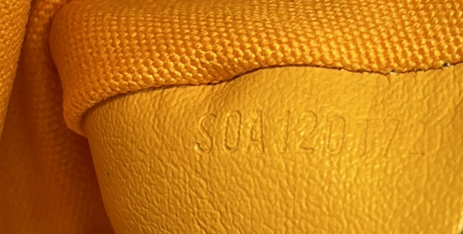 Senat Zip Pouch Coated Canvas MM - Deep Luxury