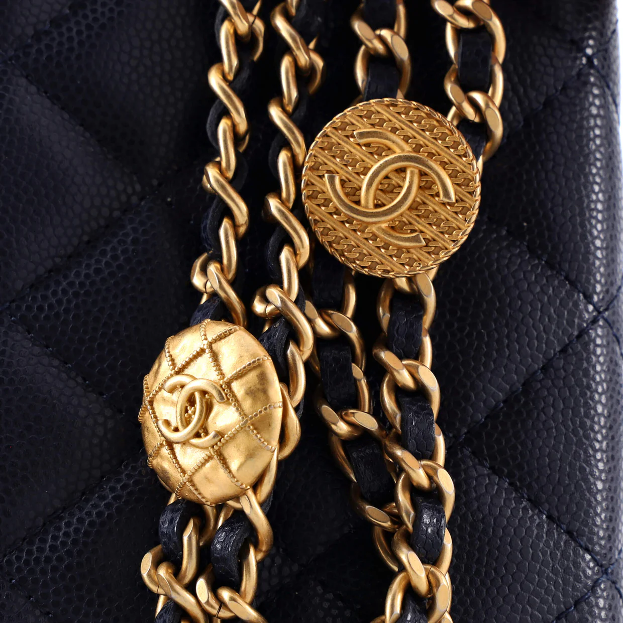 Twist Your Buttons Flap Coin Purse with Chain Quilted Shiny Caviar - Deep Luxury
