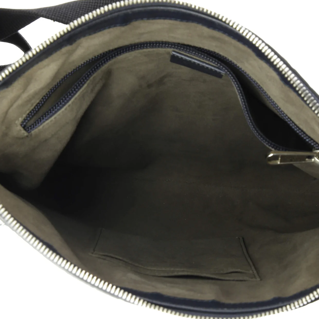 Signature Zip Messenger Bag Guccissima Leather Medium - Deep Luxury