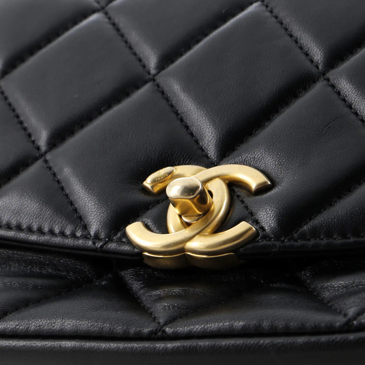 CC Coin Chain Flap Bag Quilted Lambskin Small - Deep Luxury