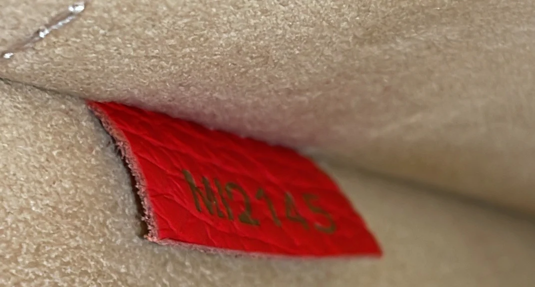 Volta Handbag Leather - Deep Luxury