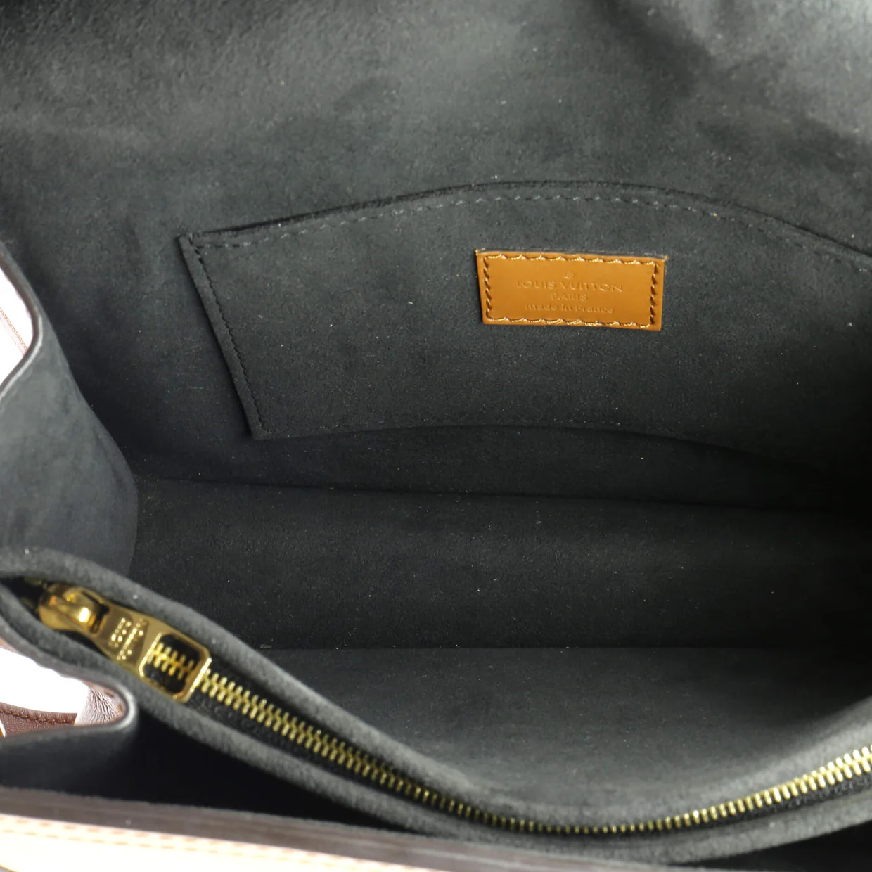 Dauphine Shoulder Bag Reverse Monogram Canvas MM - Deep Luxury