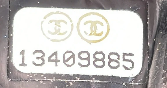 Petite Shopping Tote Quilted Caviar - Deep Luxury