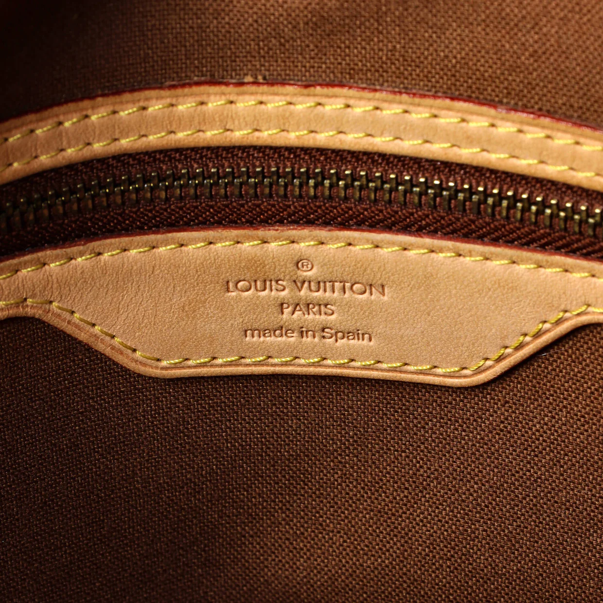Abbesses Messenger Bag Monogram Canvas - Deep Luxury