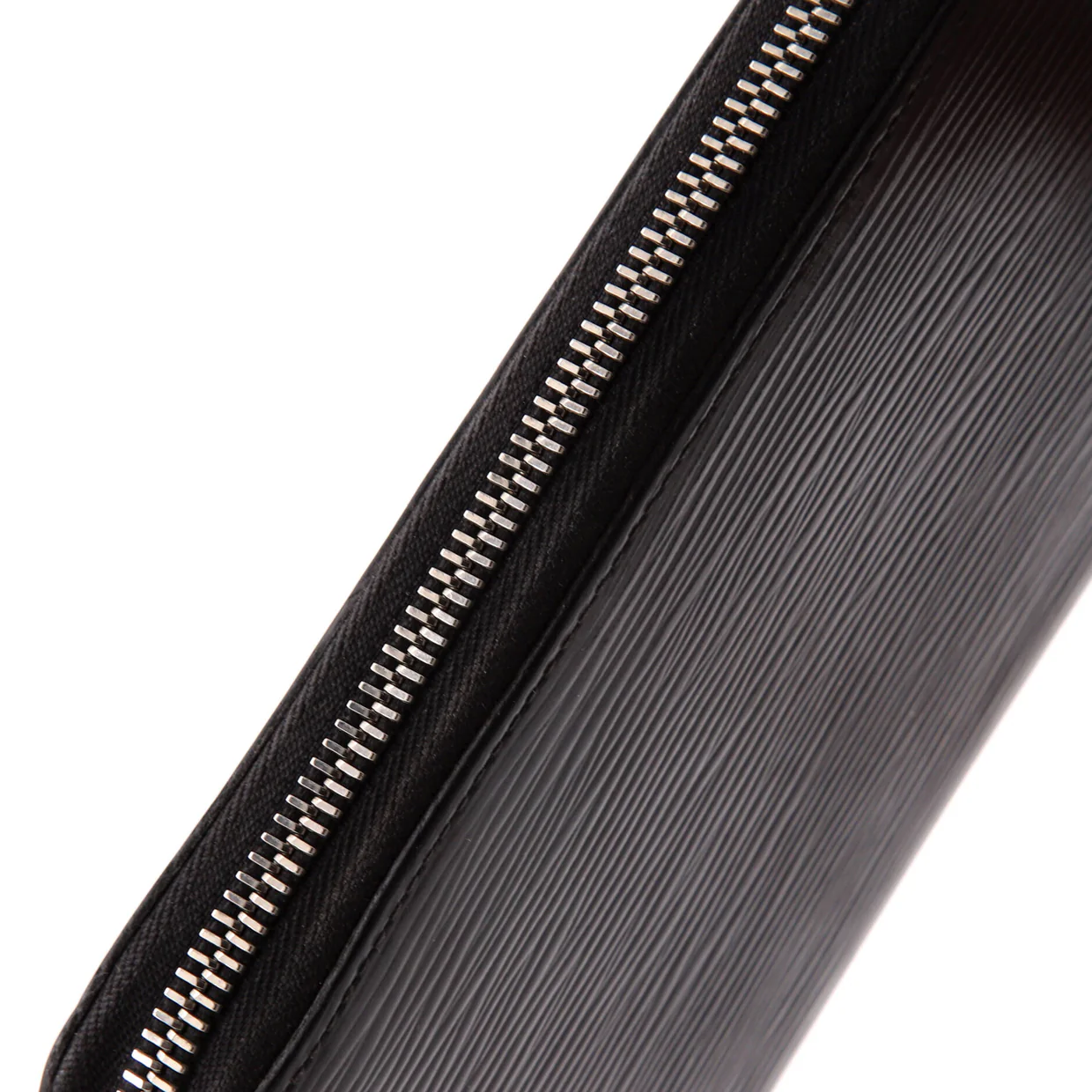 Zippy Wallet Epi Leather - Deep Luxury