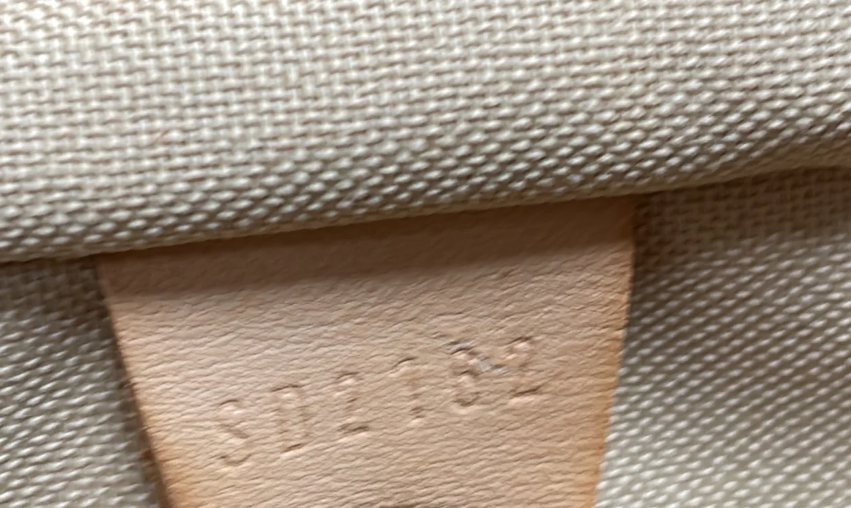 Speedy Handbag Damier 35 - Deep Luxury