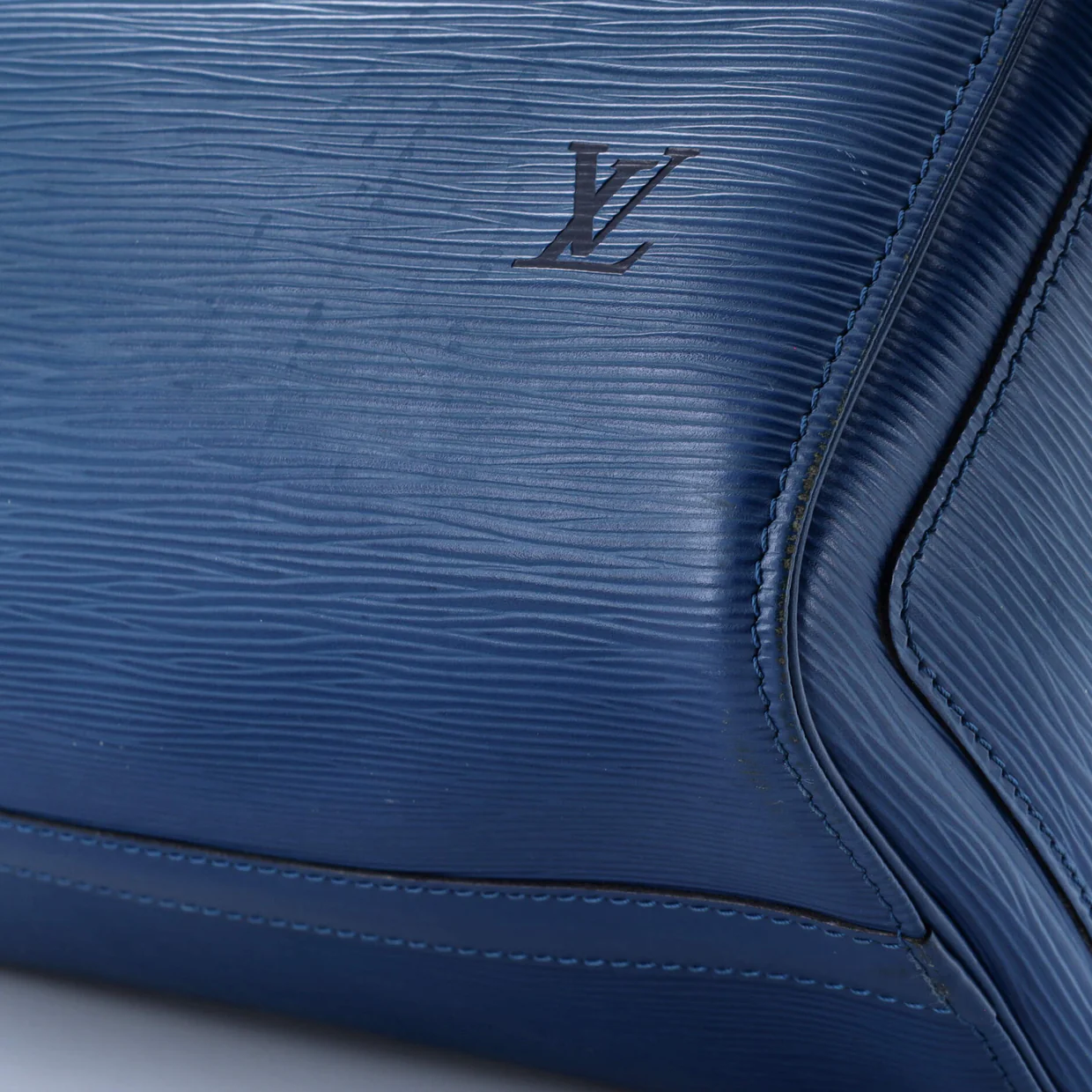 Speedy Handbag Epi Leather 30 - Deep Luxury