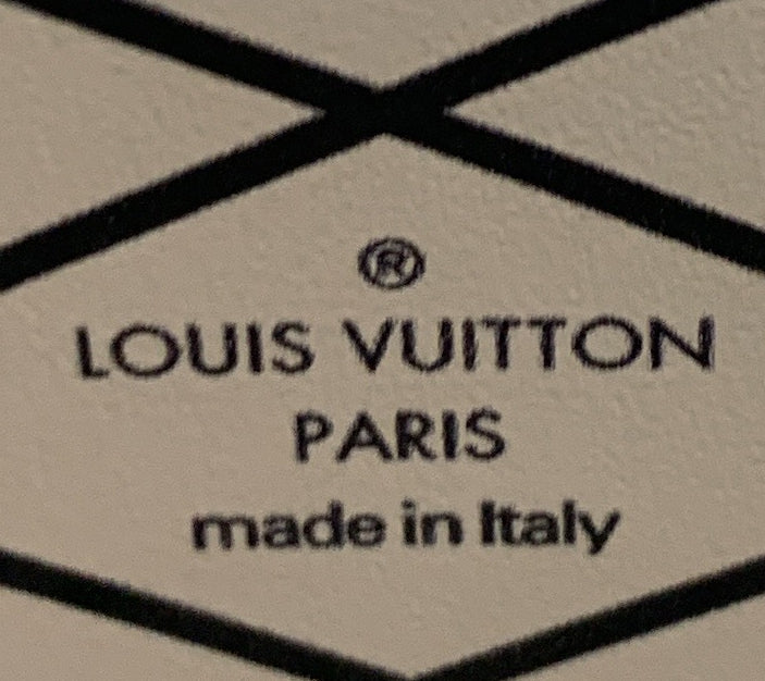 Essential Trunk NM Epi Leather - Deep Luxury