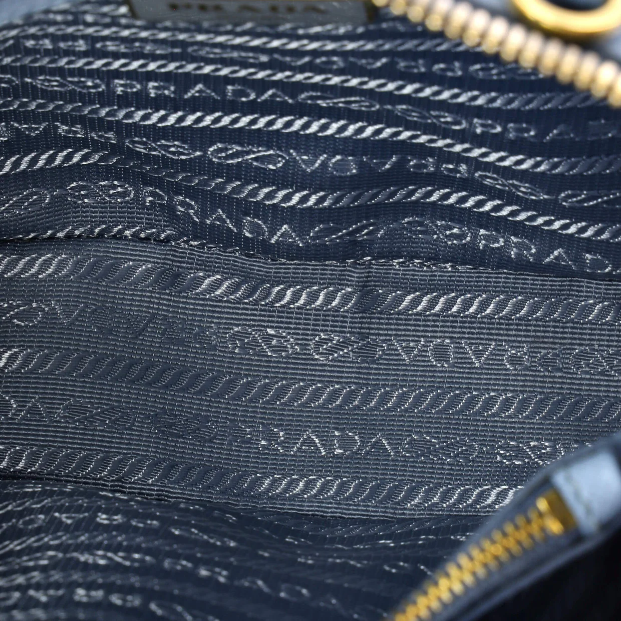 Promenade Bag Saffiano Leather Small - Deep Luxury