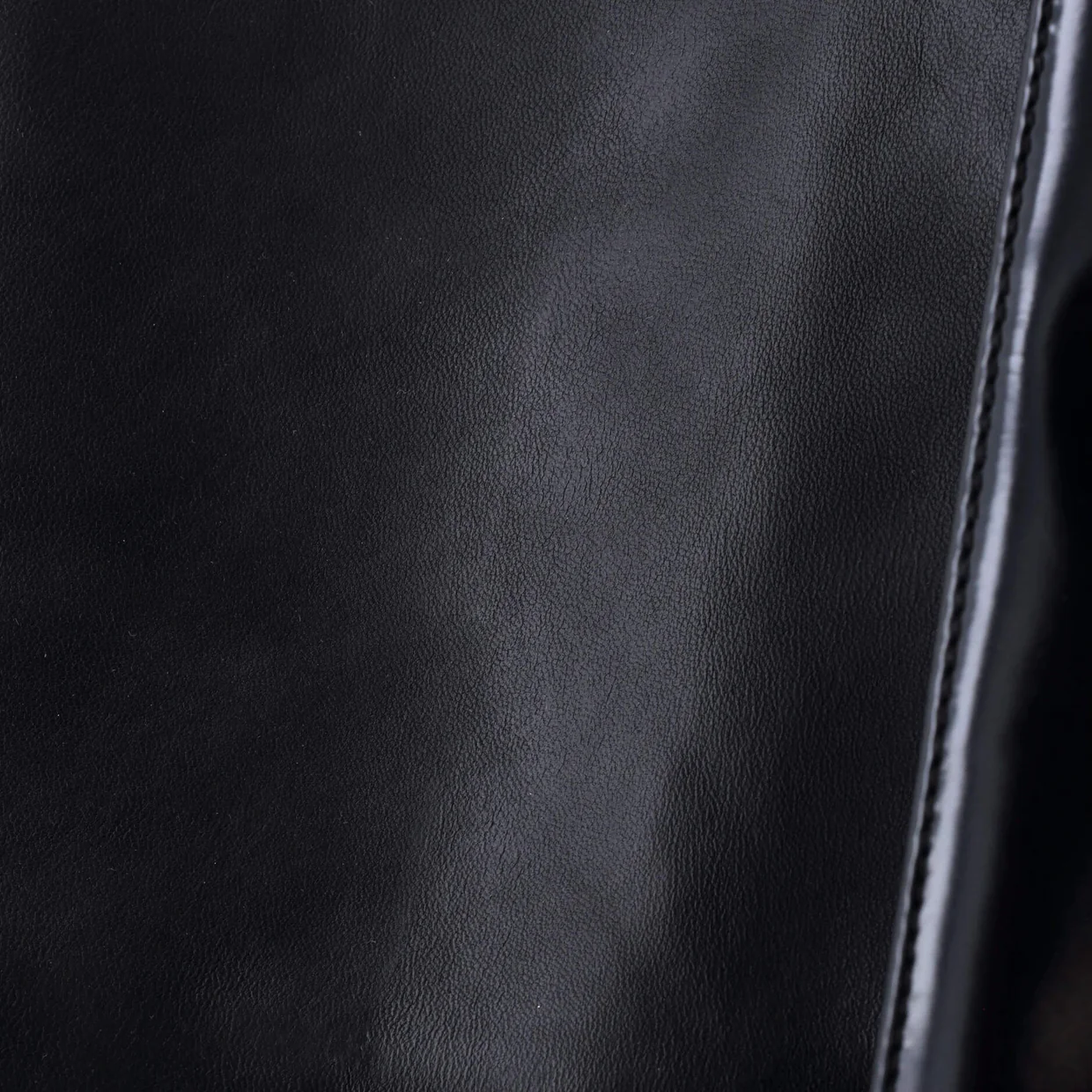 Boy Flap Bag Quilted Iridescent Glazed Calfskin Old Medium - Deep Luxury