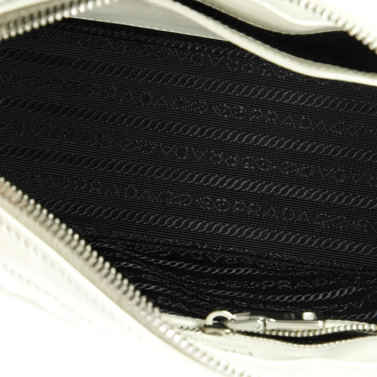 Camera Bag Diagramme Quilted Leather Small - Deep Luxury