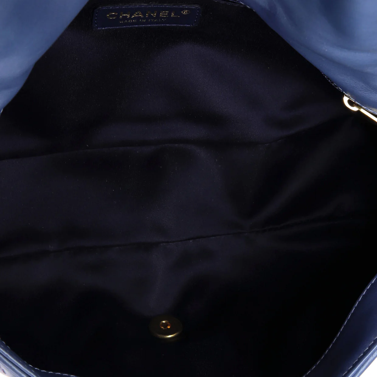 Medallion Charm Flap Bag Chevron Calfskin Jumbo - Deep Luxury