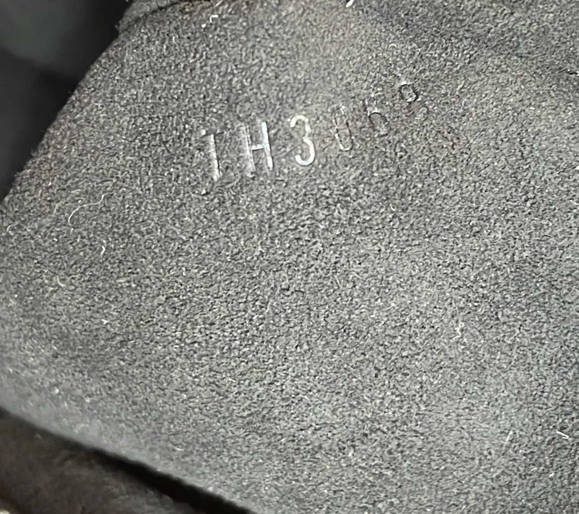 XL Hobo Mahina Leather - Deep Luxury