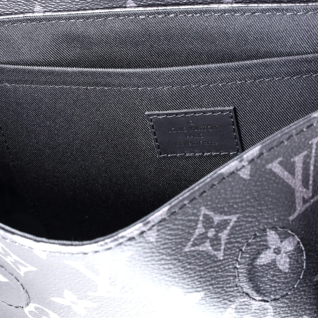 Steamer Crossbody Bag Monogram Eclipse Canvas PM - Deep Luxury