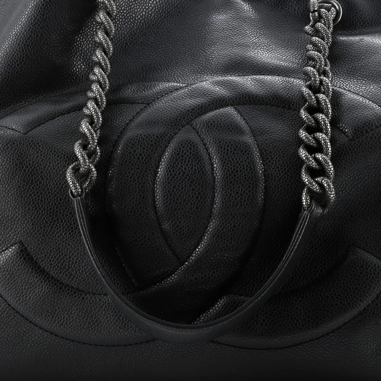 Caviar 31 Tote Caviar Large - Deep Luxury