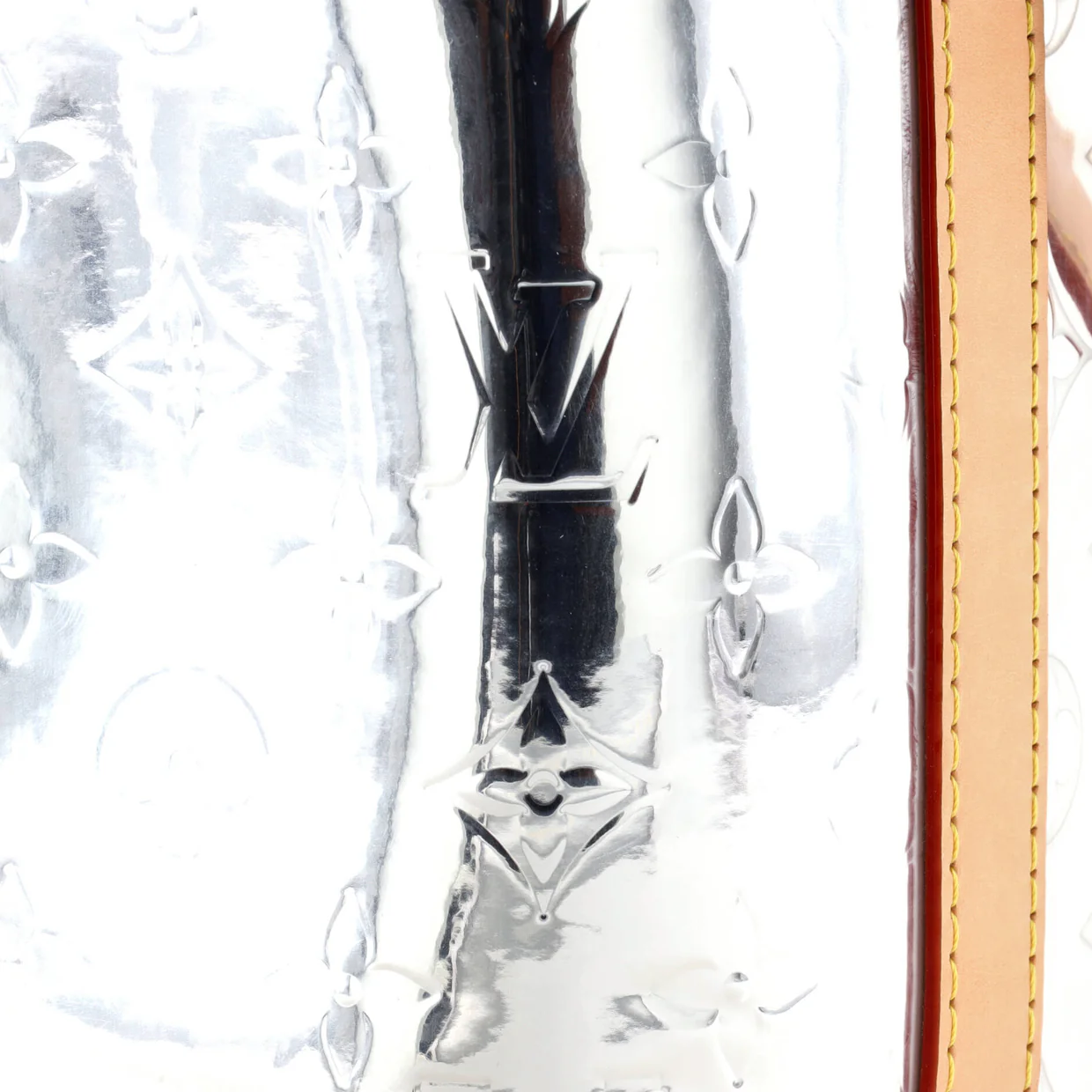 Neo Porte Documents Voyage Monogram Mirror Coated Canvas - Deep Luxury