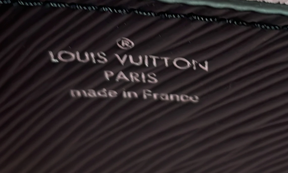 Twist Strap Top Handle Bag Epi Leather MM - Deep Luxury