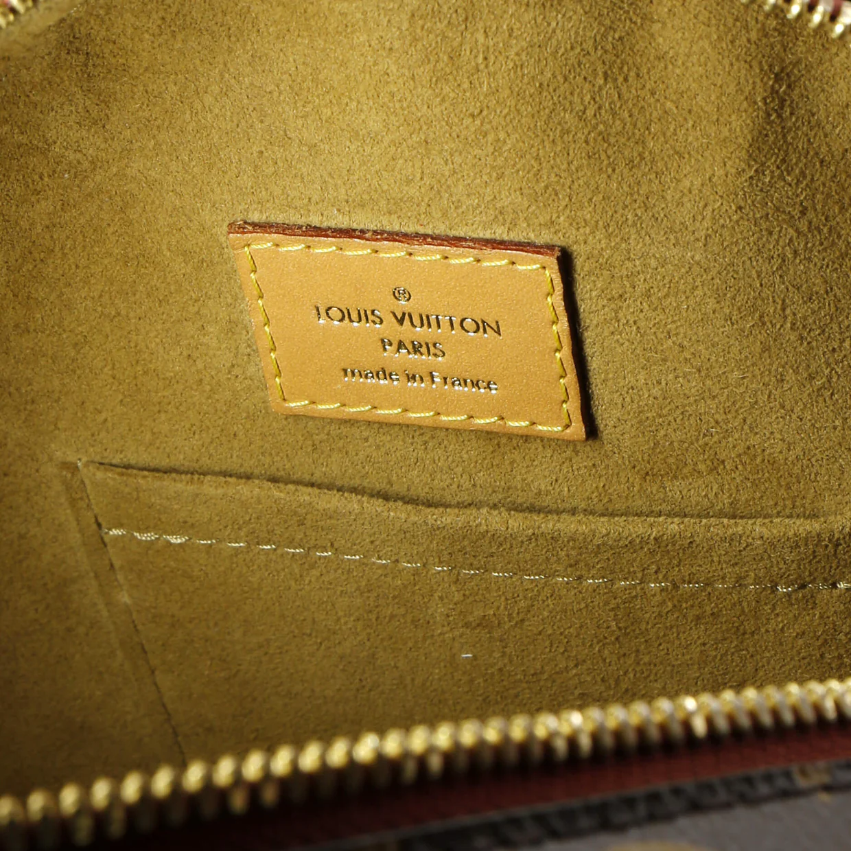 Boite Chapeau Souple Bag Monogram Canvas MM - Deep Luxury