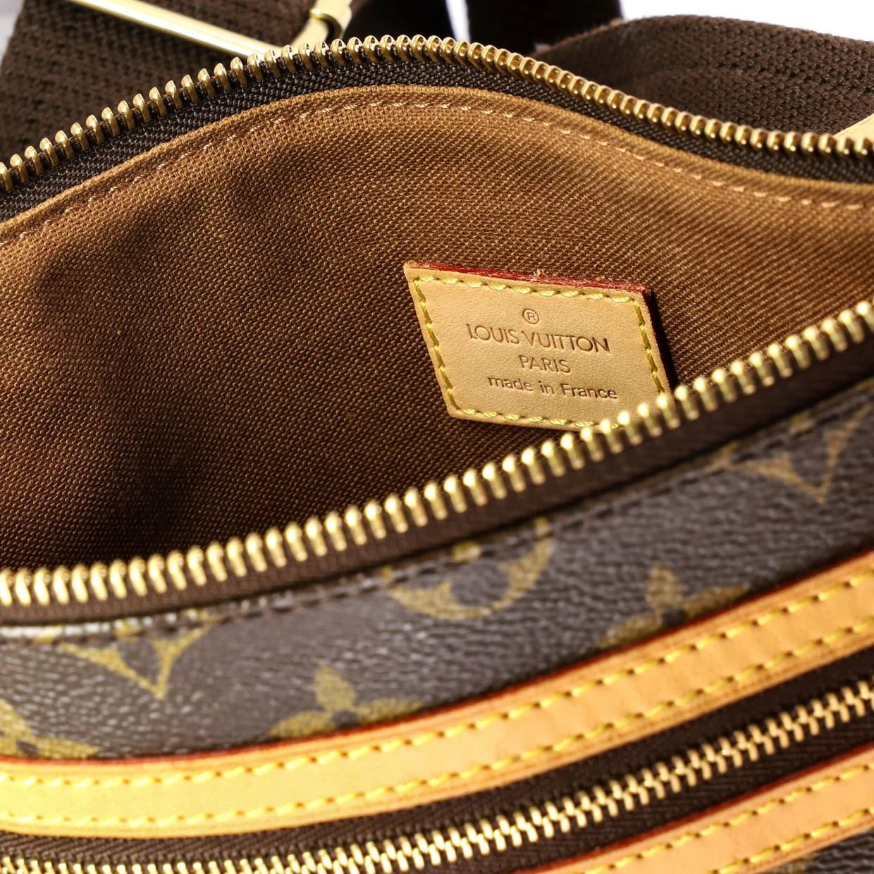 Bosphore Pochette Monogram Canvas - Deep Luxury