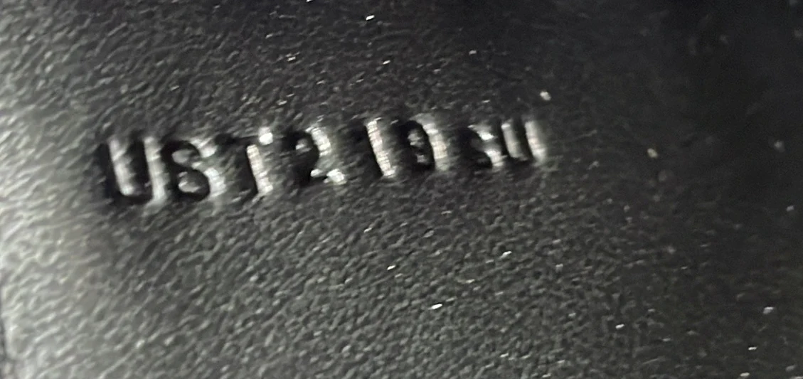 Cadenas Pouch Tadelakt - Deep Luxury