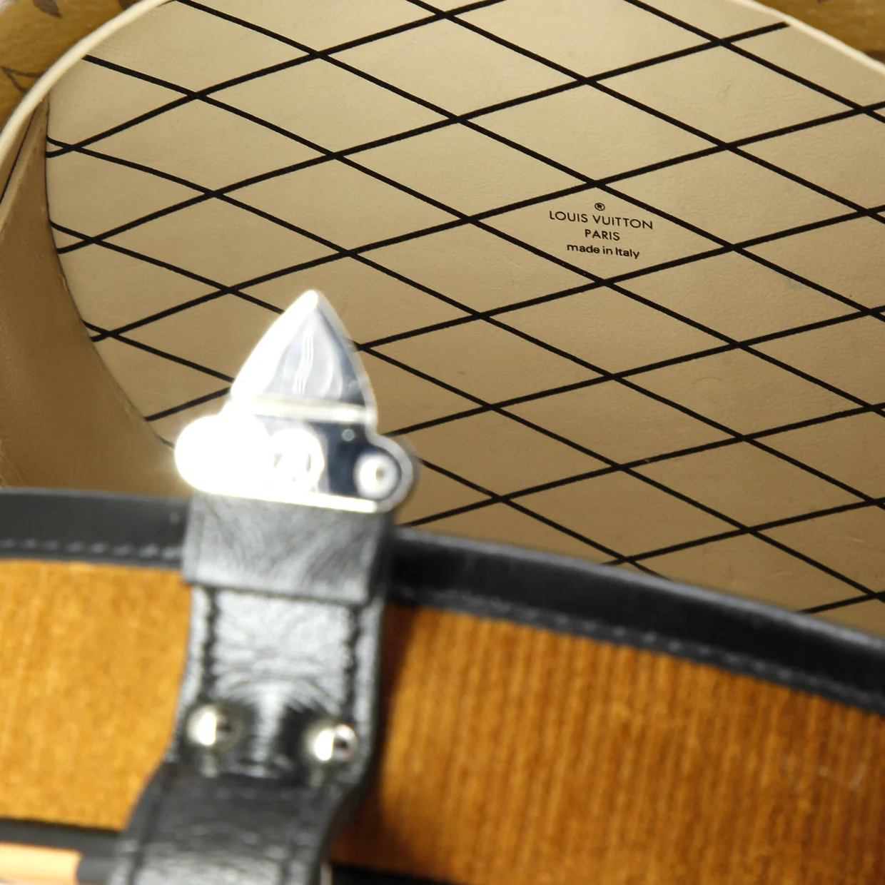 Petite Boite Chapeau Bag Reverse Monogram Canvas and Leopard Printed Leather - Deep Luxury