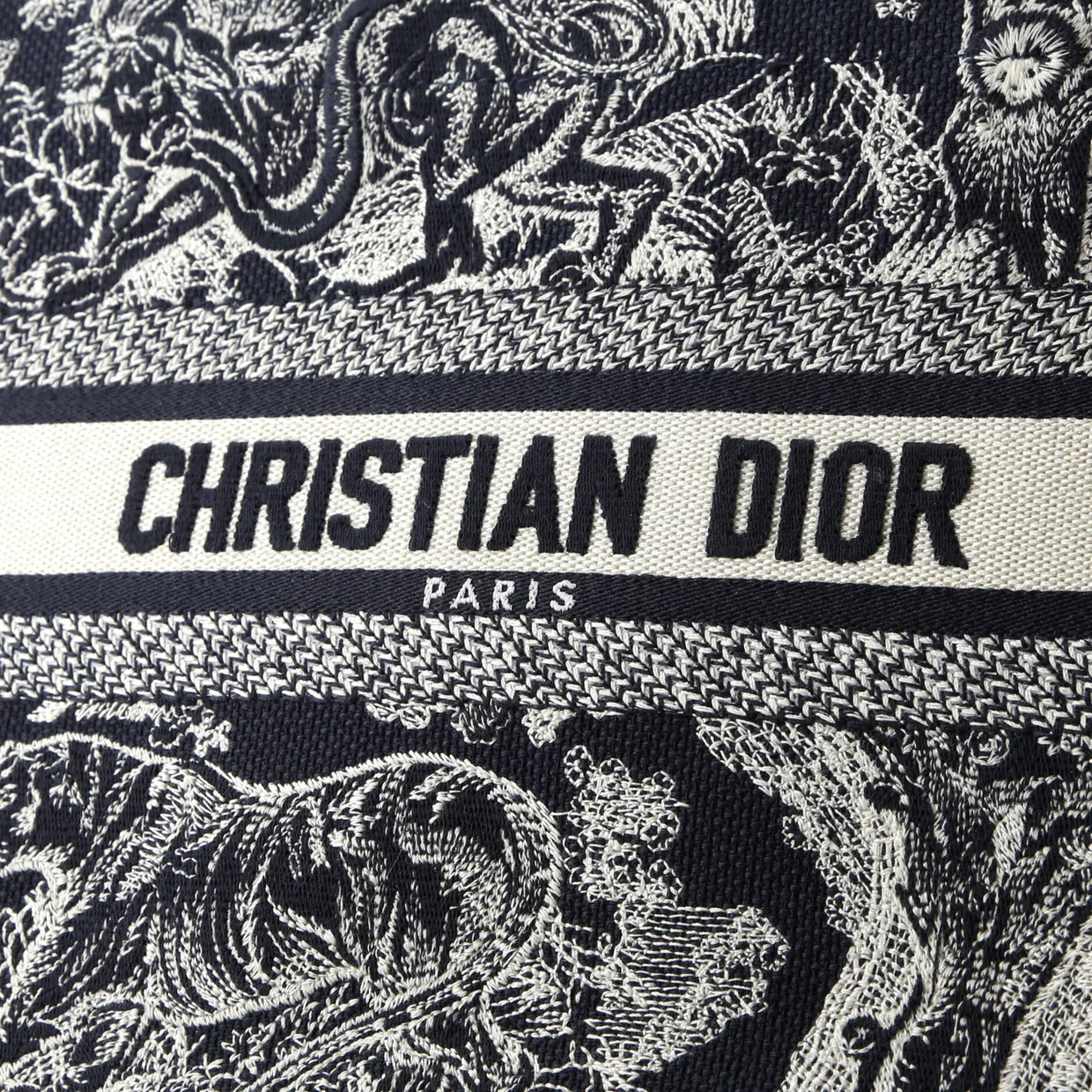 Book Tote Embroidered Canvas Small - Deep Luxury