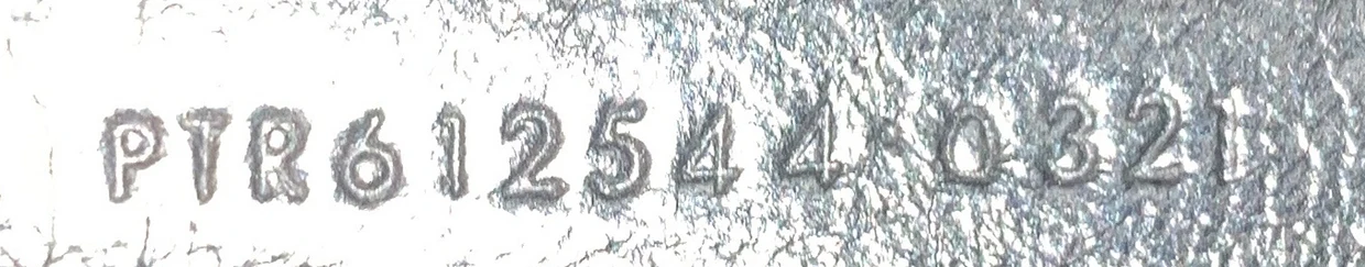 Lou Camera Bag Matelasse Chevron Leather Small - Deep Luxury